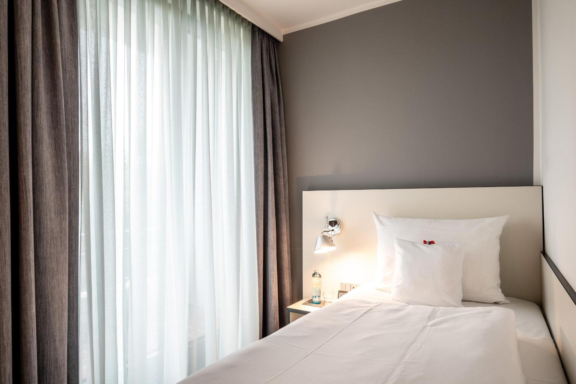 Kassel Ost Motel Lohfelden Eksteriør billede